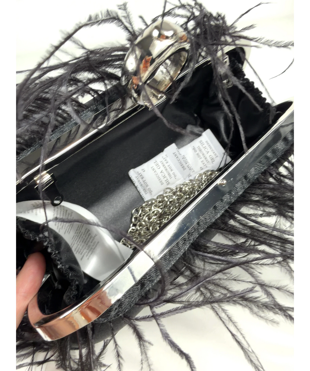 boohoo Black Colour — fabric detail