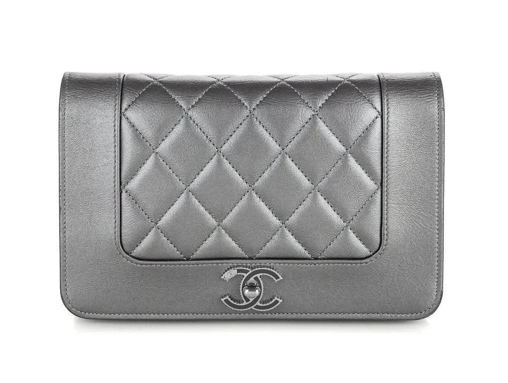 CHANEL METALLIC Grey quilted Lambskin / Silver hardware wallet on a chain from the Paris in Rome Collection,