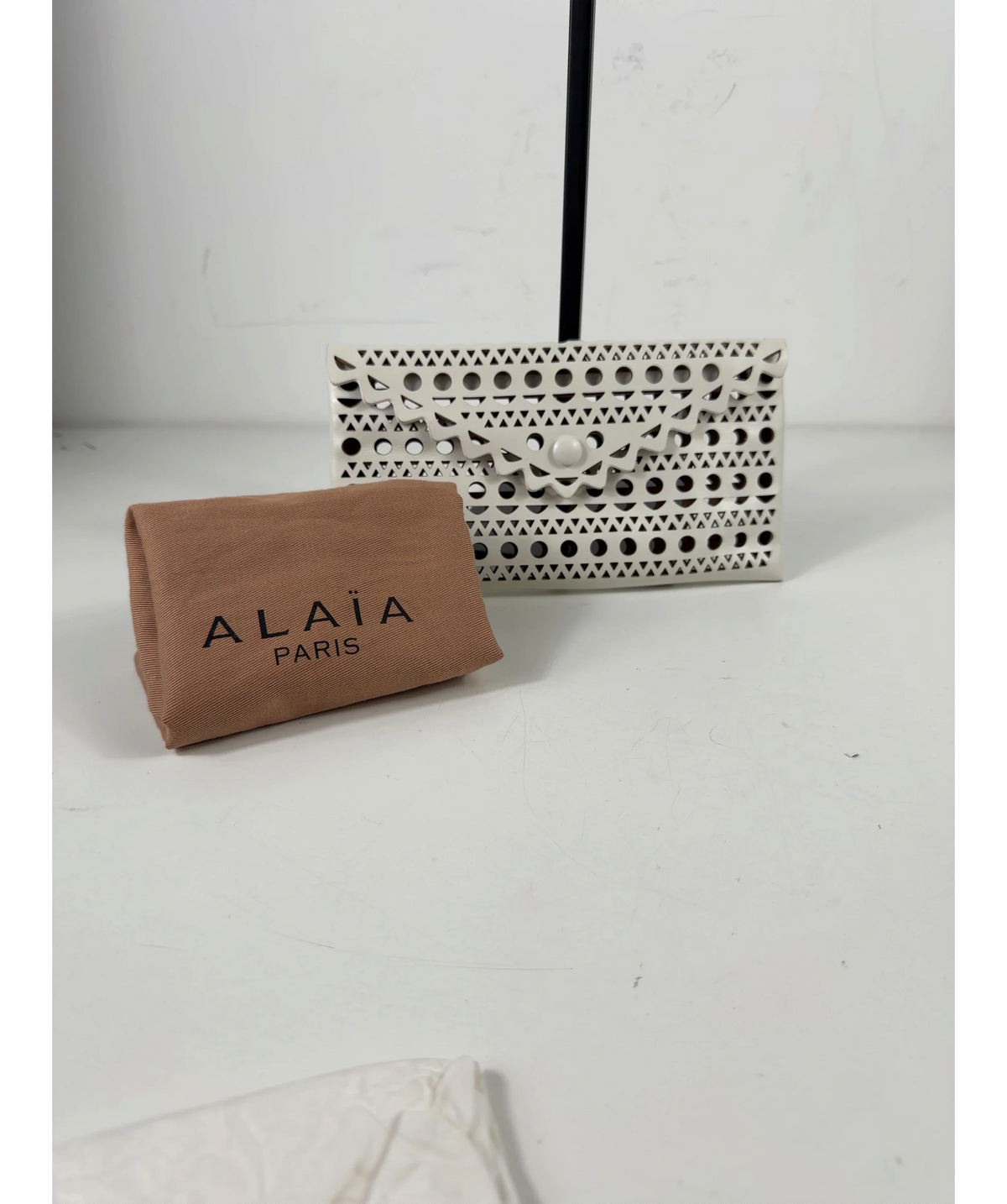 ALAIA White Colour — care label