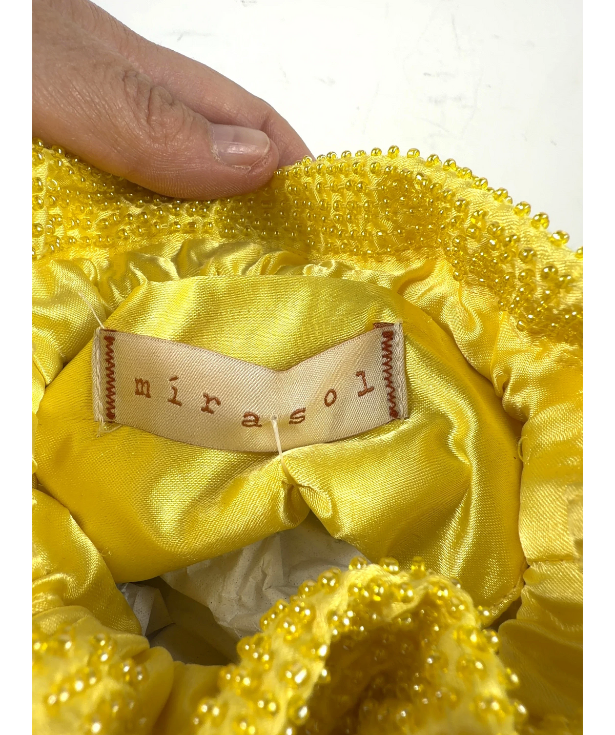 mirasol Yellow Colour — label
