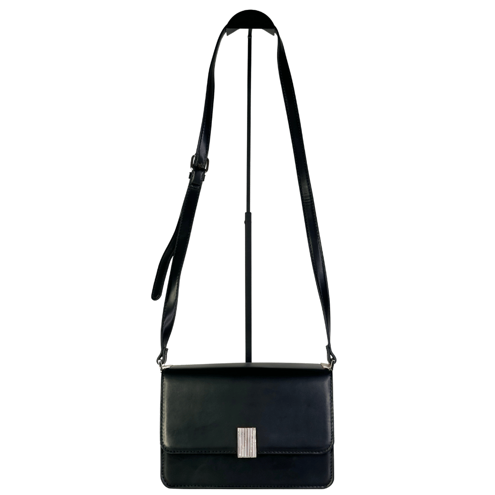 New Look Black Faux Leather Box Shoulder Bag With Gold Hardware One Size