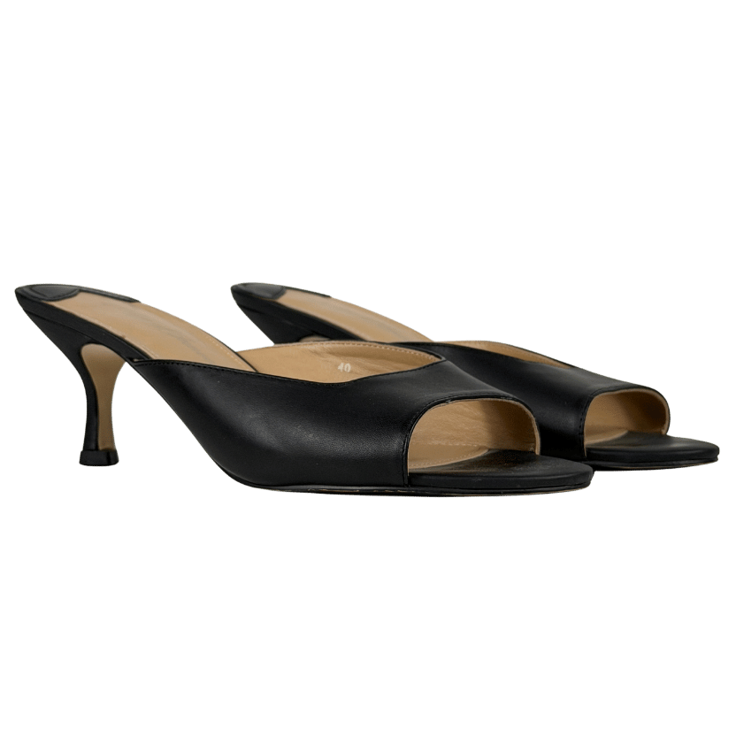 AGE OF INNOCENCE Felicity Leather Black Mules UK 7 EU 40