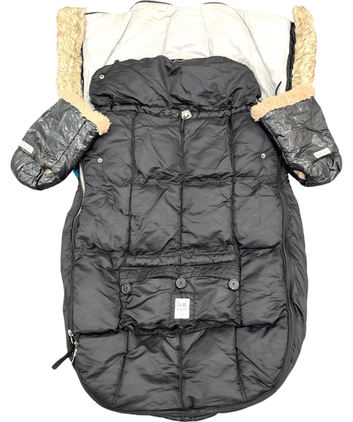 7 A.M. ENFANT Black Blanket 212 Evolution Footmuff — front