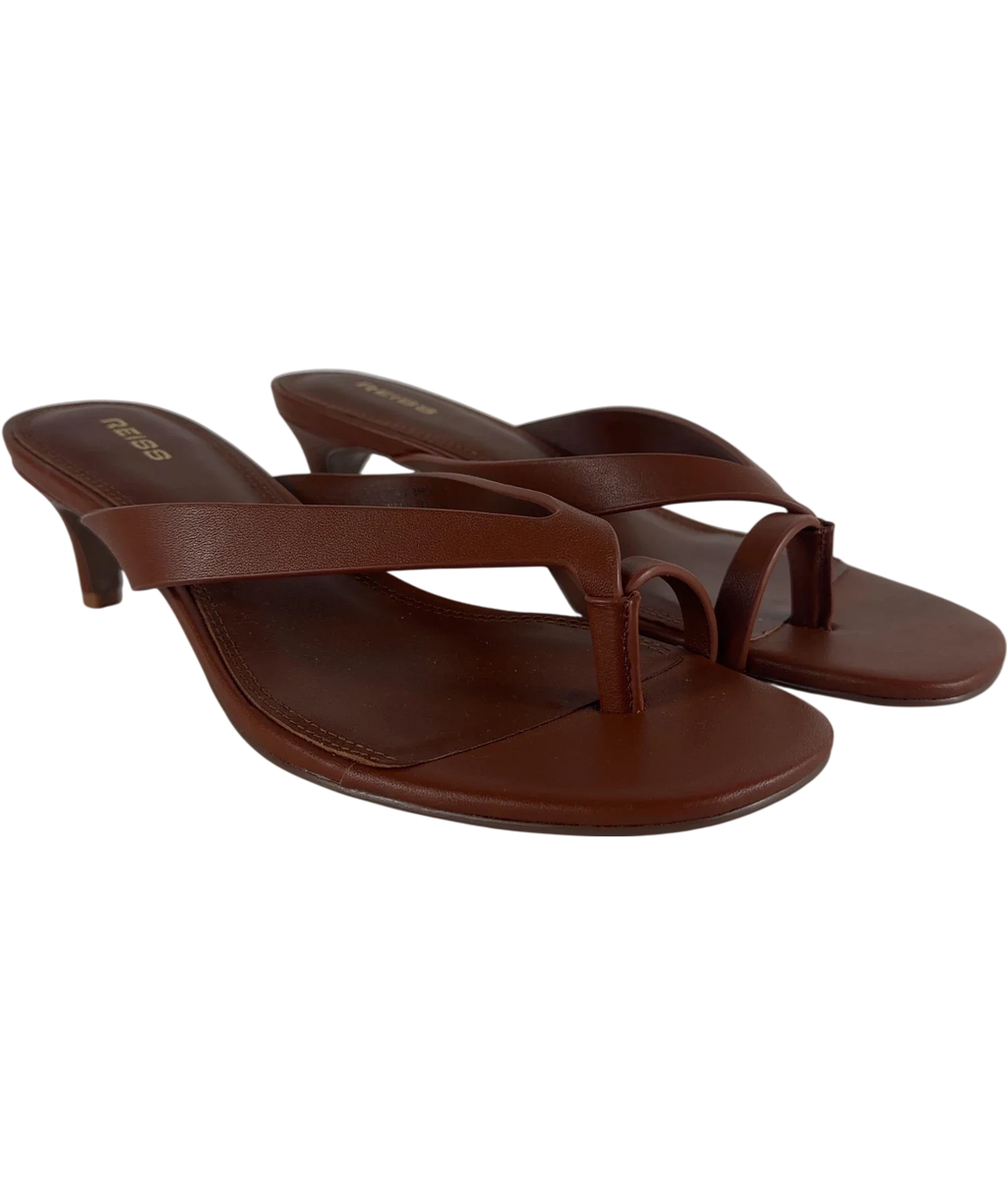 REISS Brown Mia Smooth Leather Kitten Heel Thong Sandals Brown, size UK 5 EU 38 👠 — front