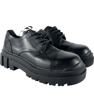 Bershka Chunky Derby With Toe Cap Black UK 9