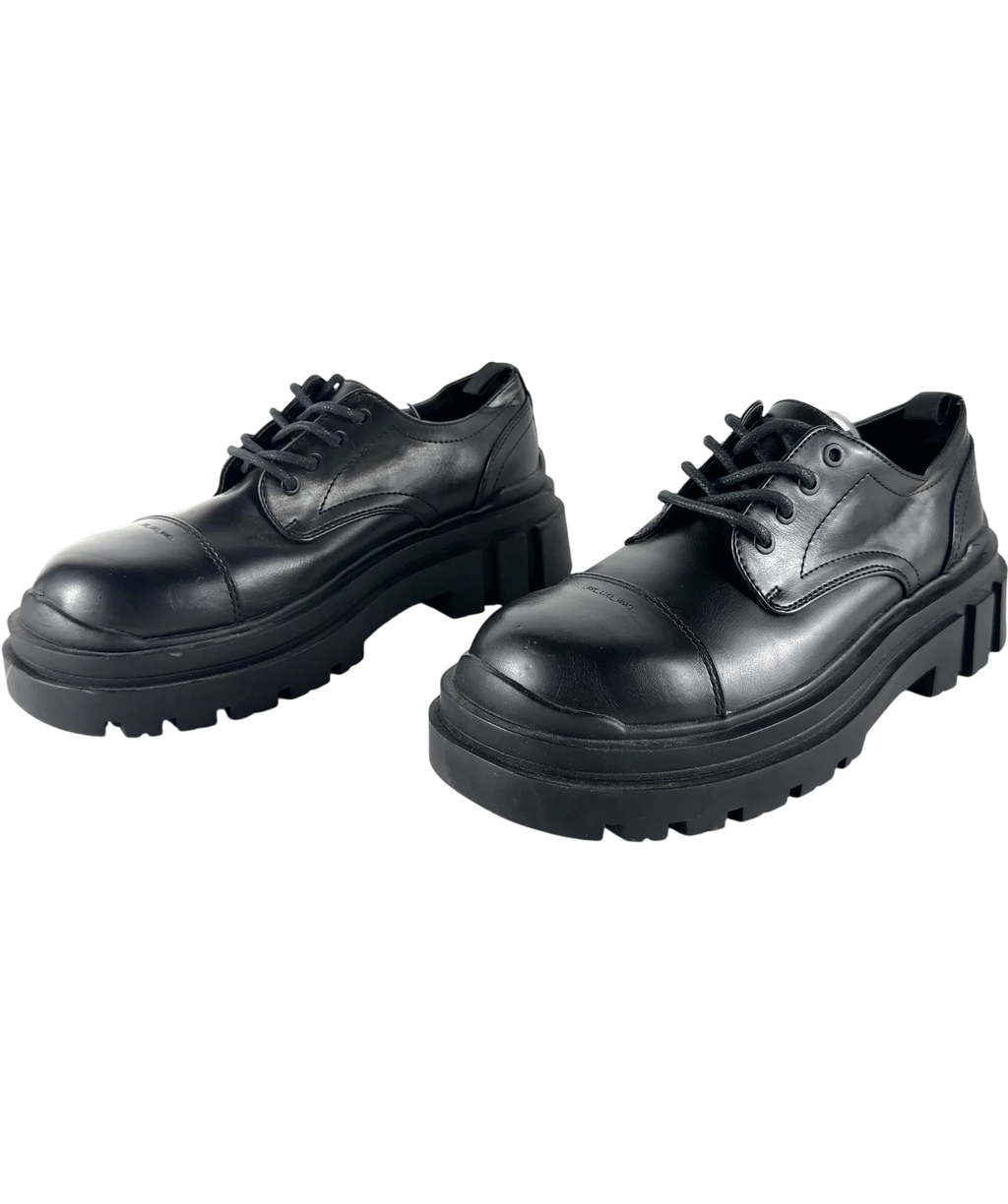 Bershka Black chunky derby with toe cap, size UK 9 EU 43 👞 — label