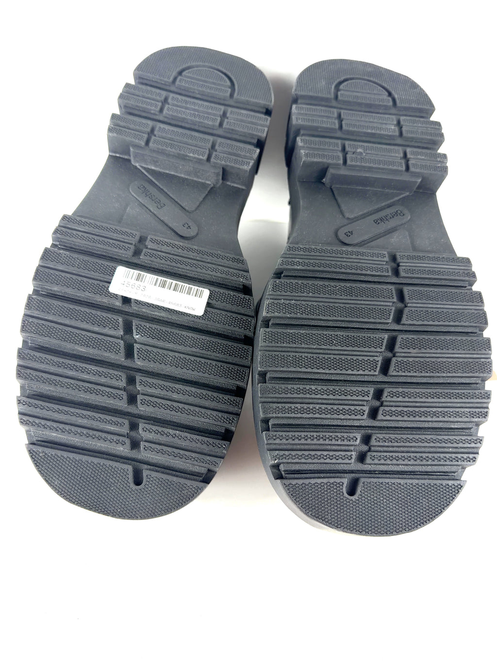 Bershka Black chunky derby with toe cap, size UK 9 EU 43 👞 — additional view
