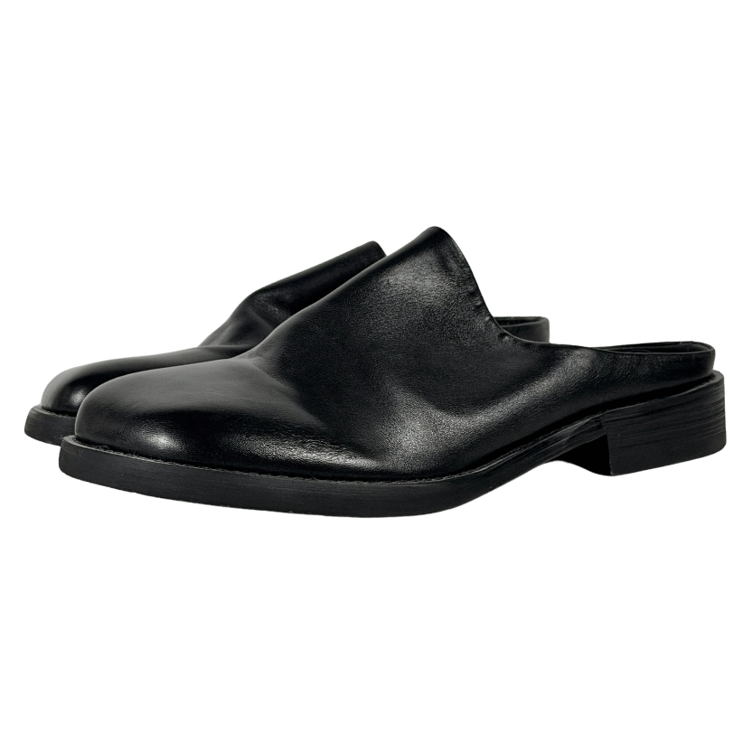 Y.S.H Black Leather Round Toe Mule UK 8 EU 42 👞