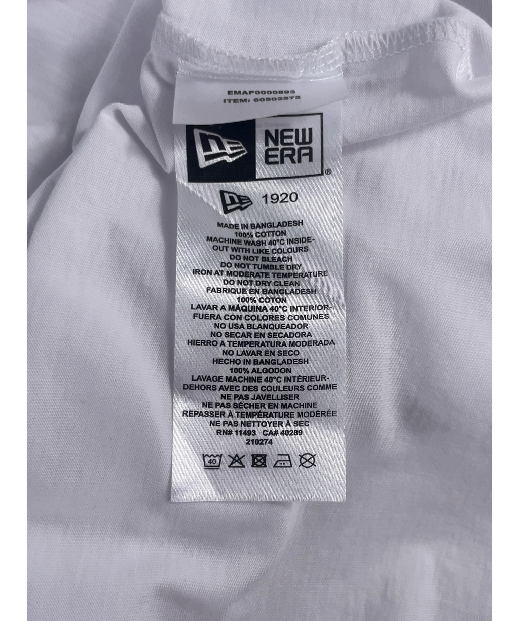 New Era White NBA Milwaukee Bucks Championship Oversized T-Shirt White, size UK XL — label