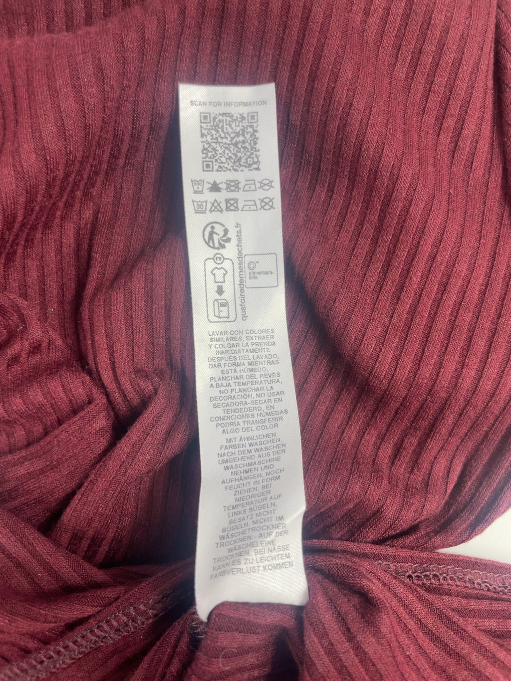 ASOS Red Rib Long Sleeve Top with Silver Buttons Burgundy  red, size UK L — care label