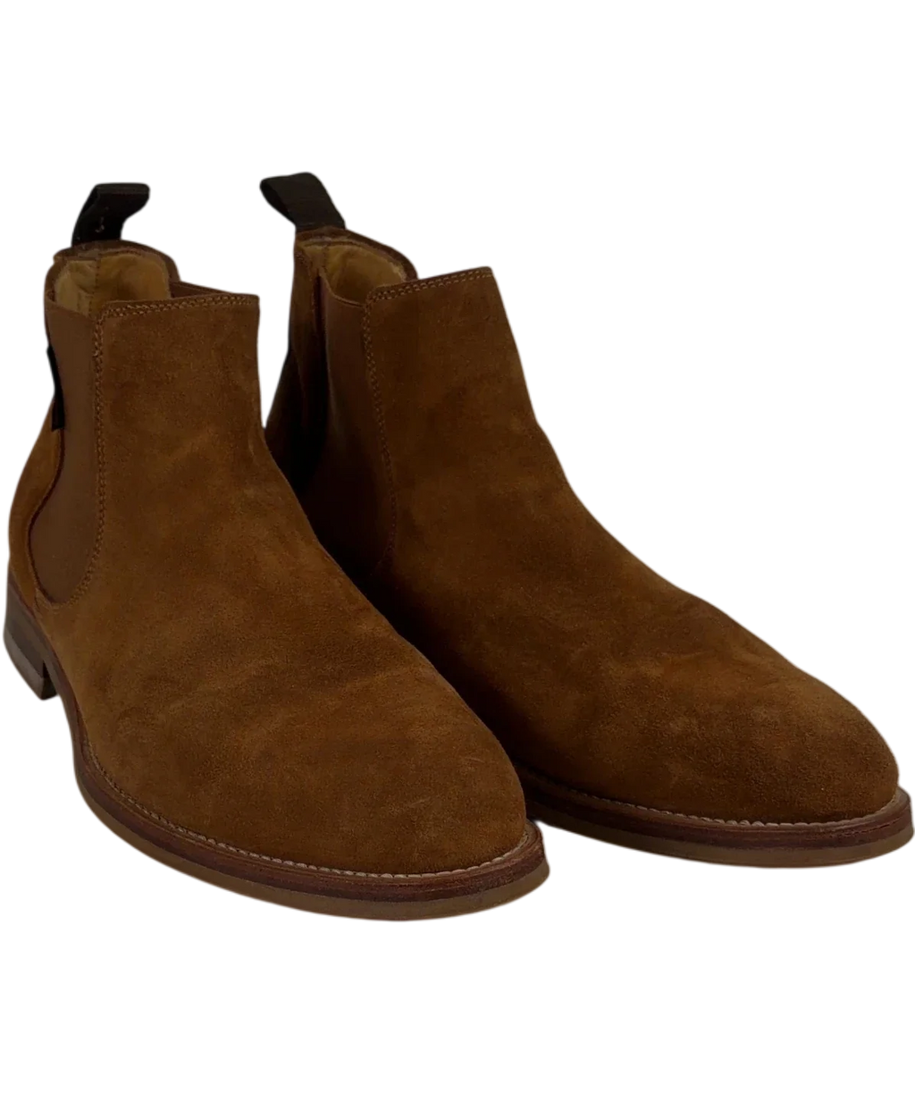 Russell & Bromley Brown QC Russell & Bromley Brown Suede Chelsea Boots, size UK 8 EU 41 👠 — front