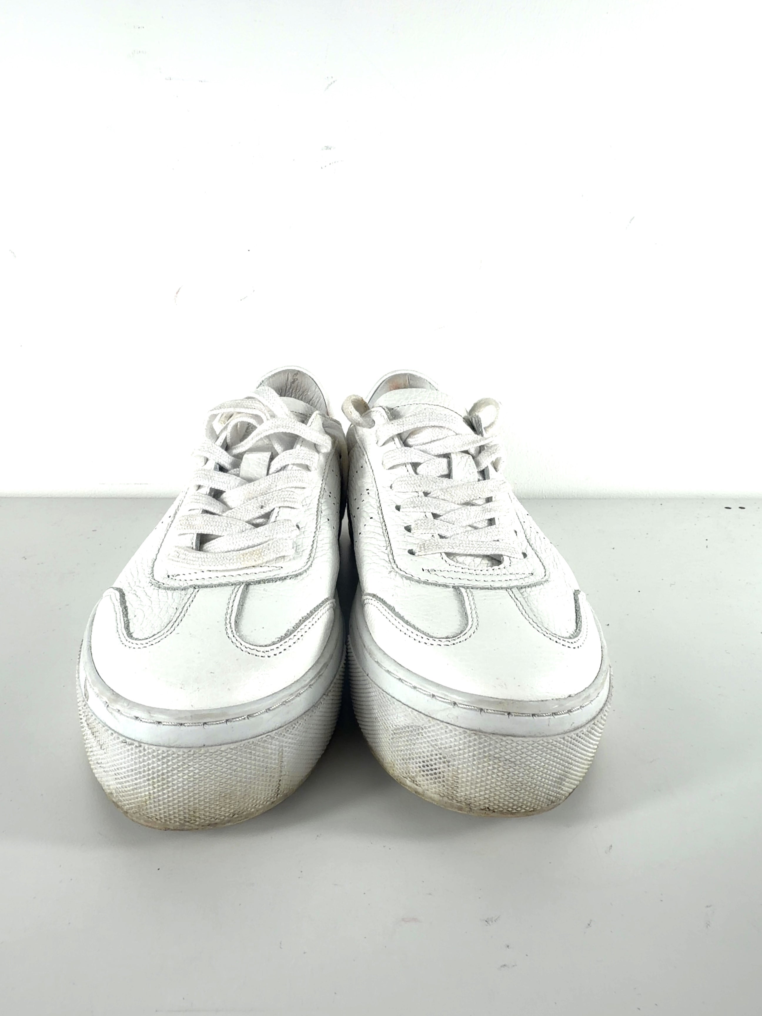 Air & Grace White QC Ivy Perforated Leather Platform Trainers White, size UK 9 EU 42 👠 — detail