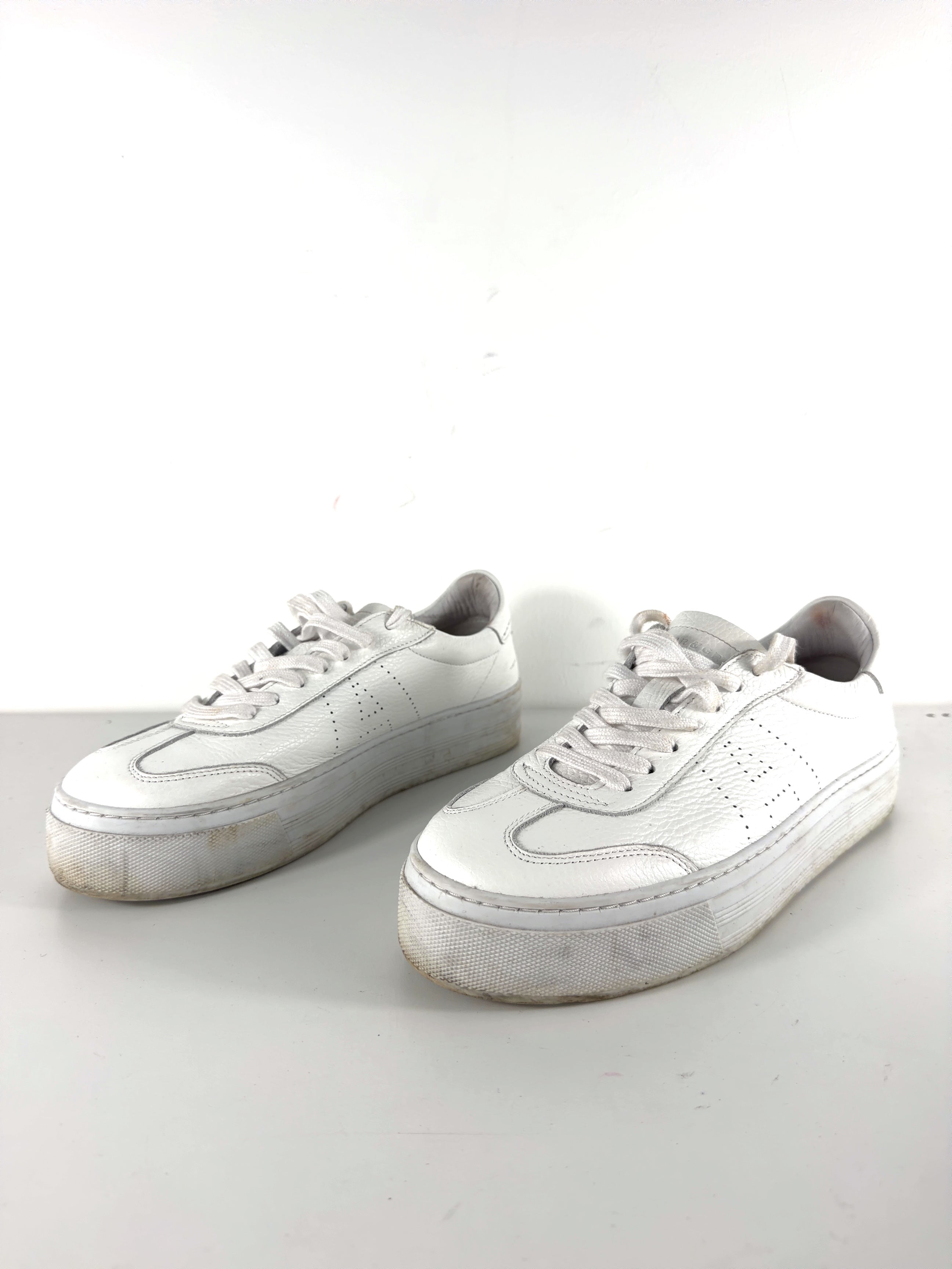 Air & Grace White QC Ivy Perforated Leather Platform Trainers White, size UK 9 EU 42 👠 — label