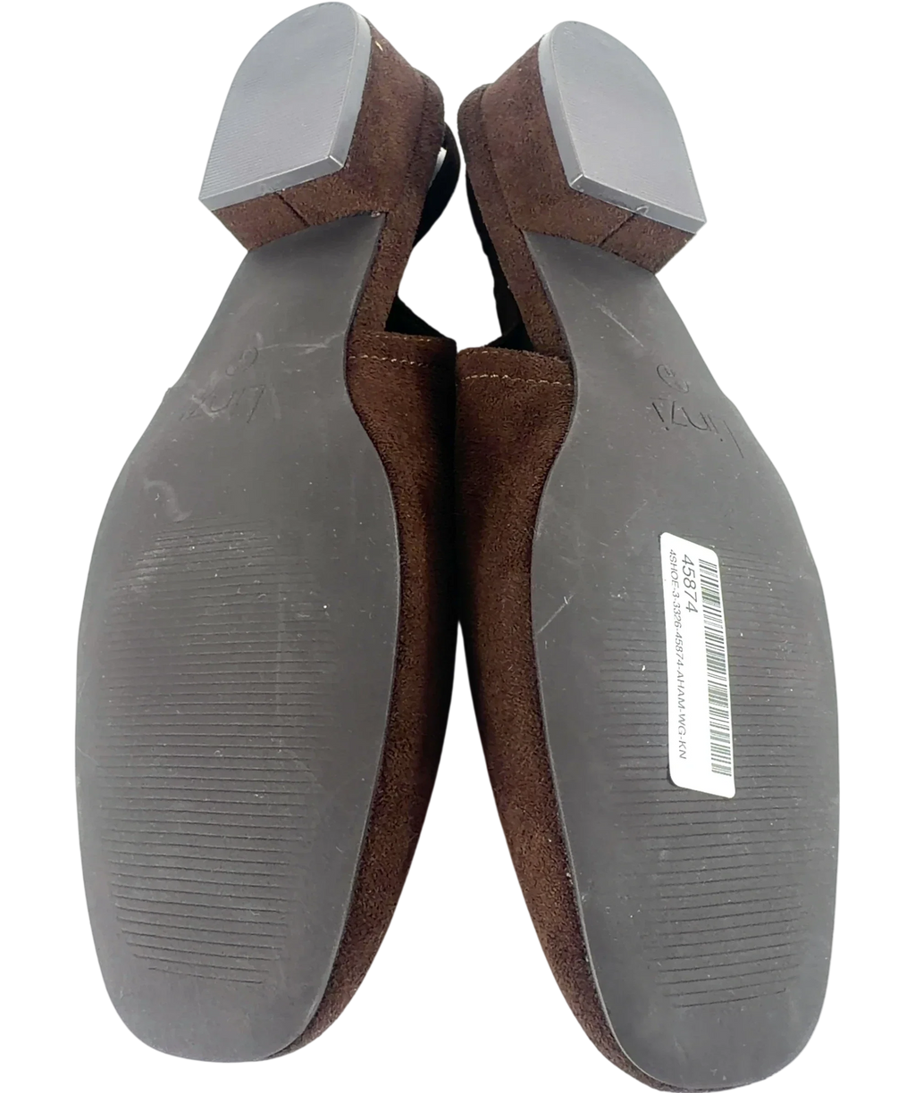 LINZI Brown Glide Brown Faux Suede Closed Toe Slingback Heels, size UK 8 EU 41 👠 — fabric detail
