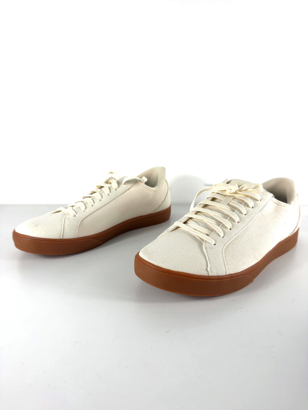 KIZIK Cream QC Irvine Hands-Free Canvas Trainers Pristine Gum, size UK 9 EU 42 👠 — label