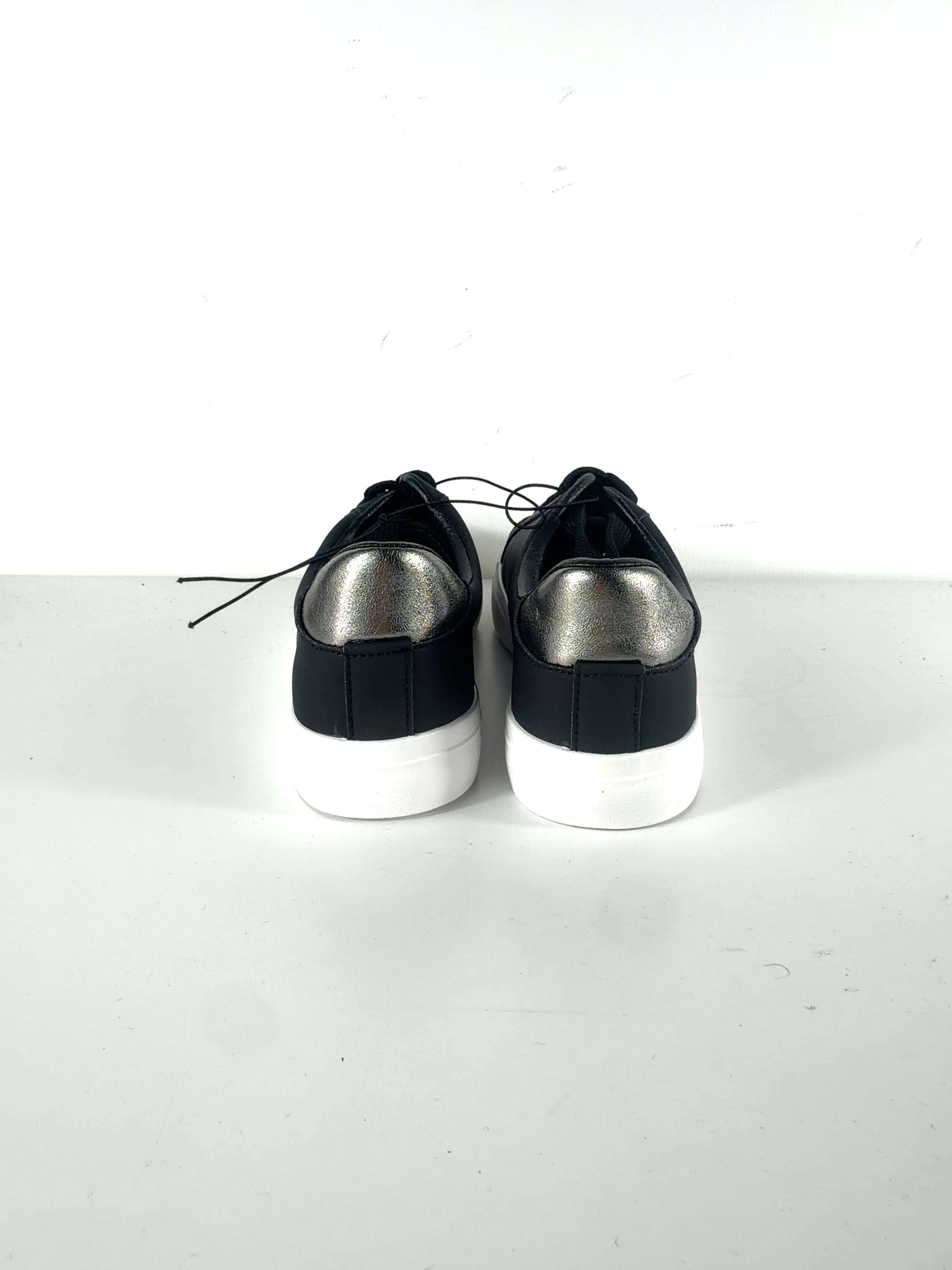 New Look Black Faux Leather Lace Up Platform Trainers, size UK 9 EU 42 👠 — back