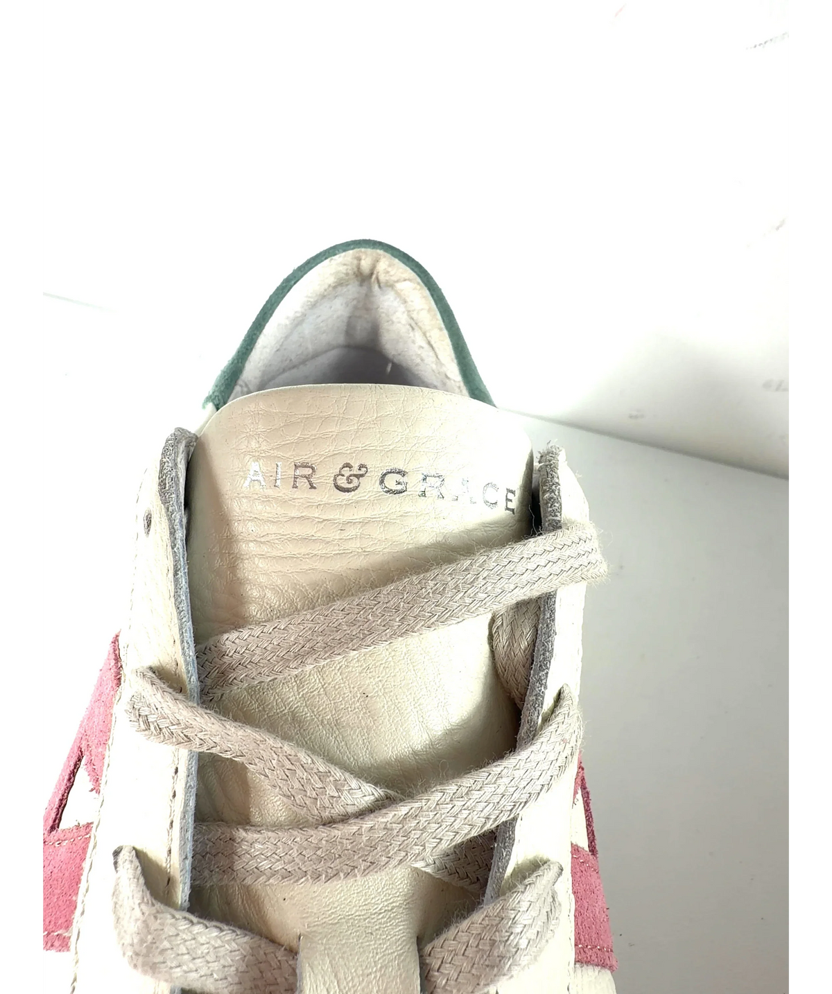 Air & Grace Cream Cru Signature White Pastel Leather Trainers UK 9 EU 42 — Brand