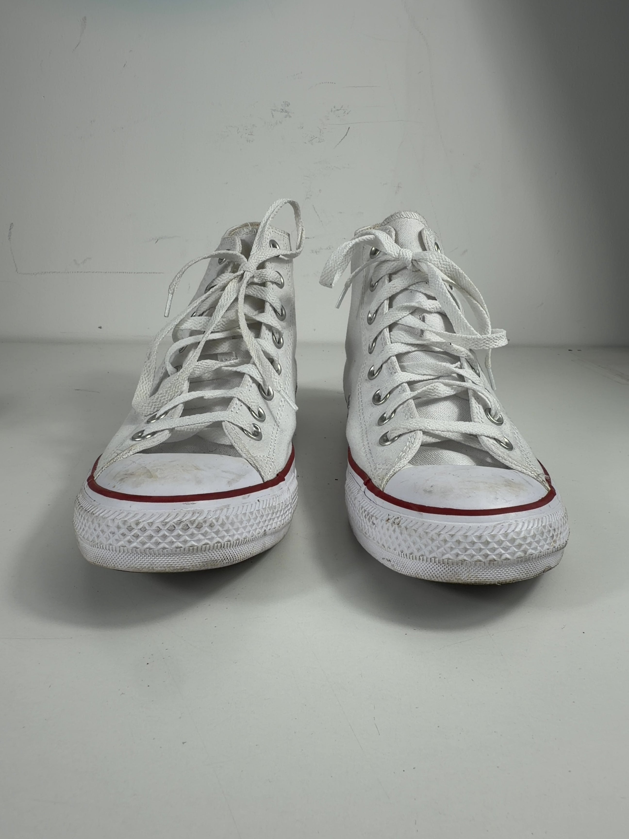 Converse White Chuck Taylor All Star White High Top Trainers, size UK 9 EU 43 👞 — detail
