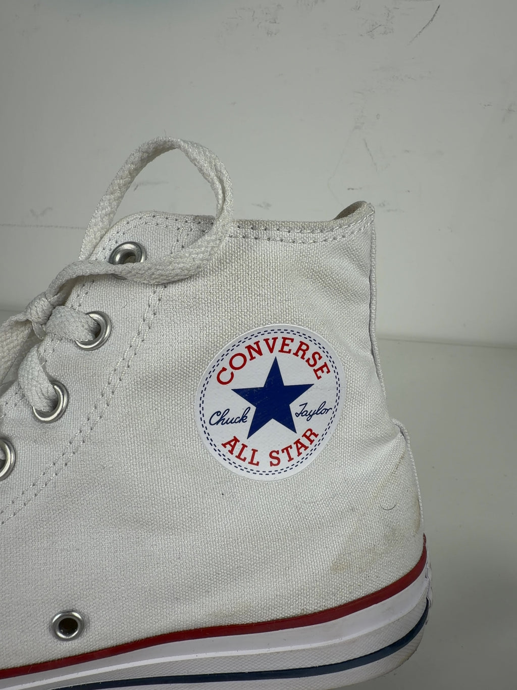 Converse White Chuck Taylor All Star White High Top Trainers, size UK 9 EU 43 👞 — care label