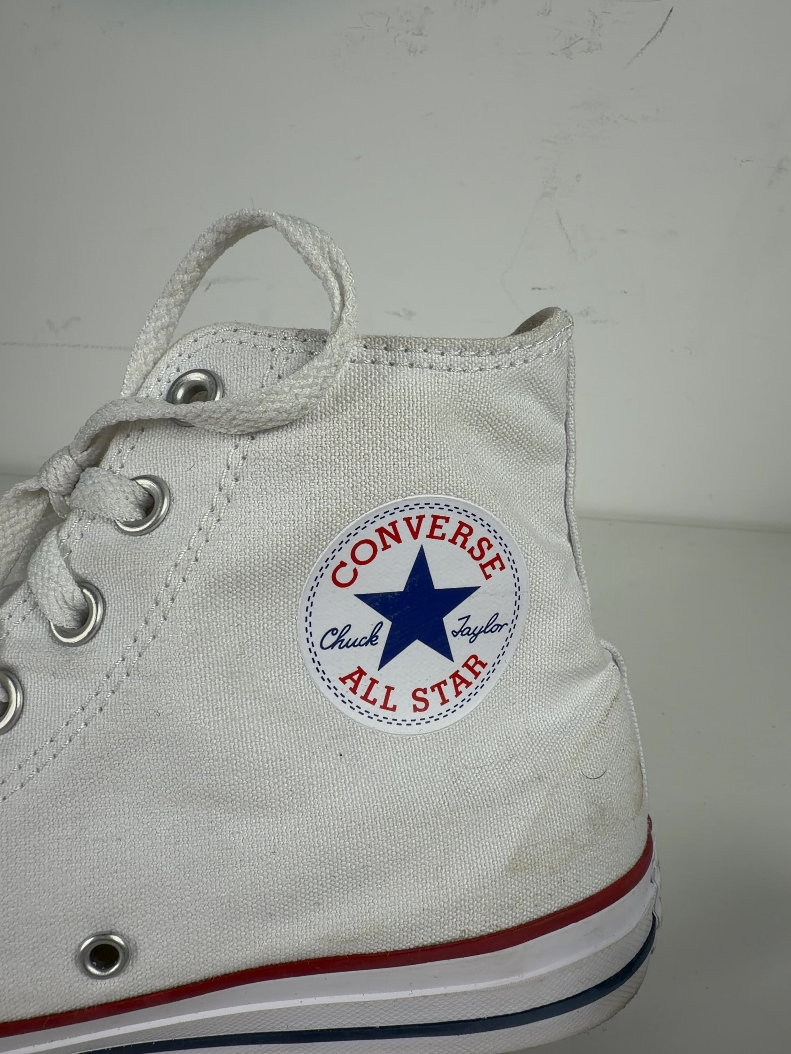Converse White Chuck Taylor All Star White High Top Trainers, size UK 9 EU 43 👞 — care label