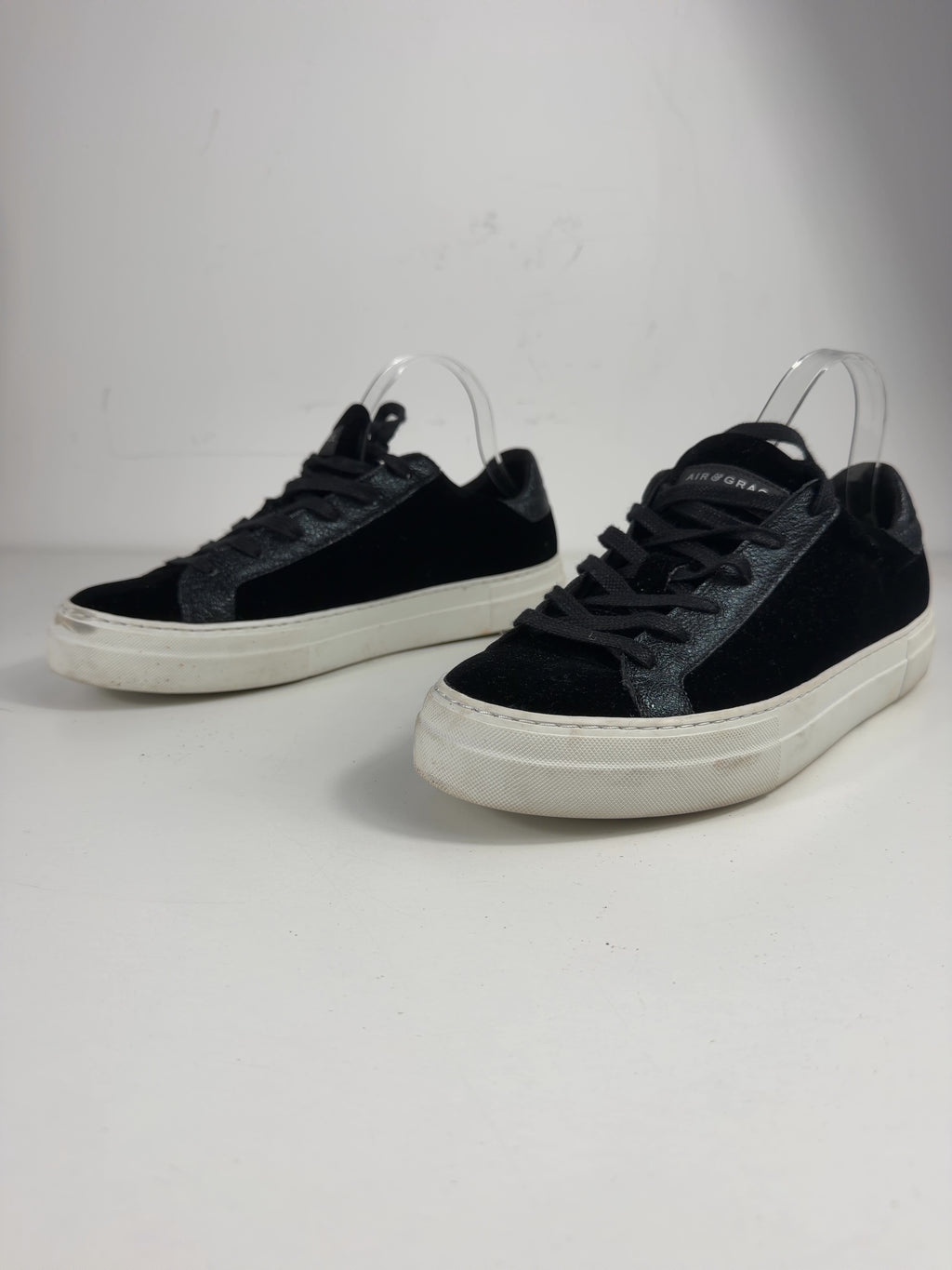 Air & Grace Black Black Velvet & Glitter Trainers, size UK 9 EU 43 👞 — label