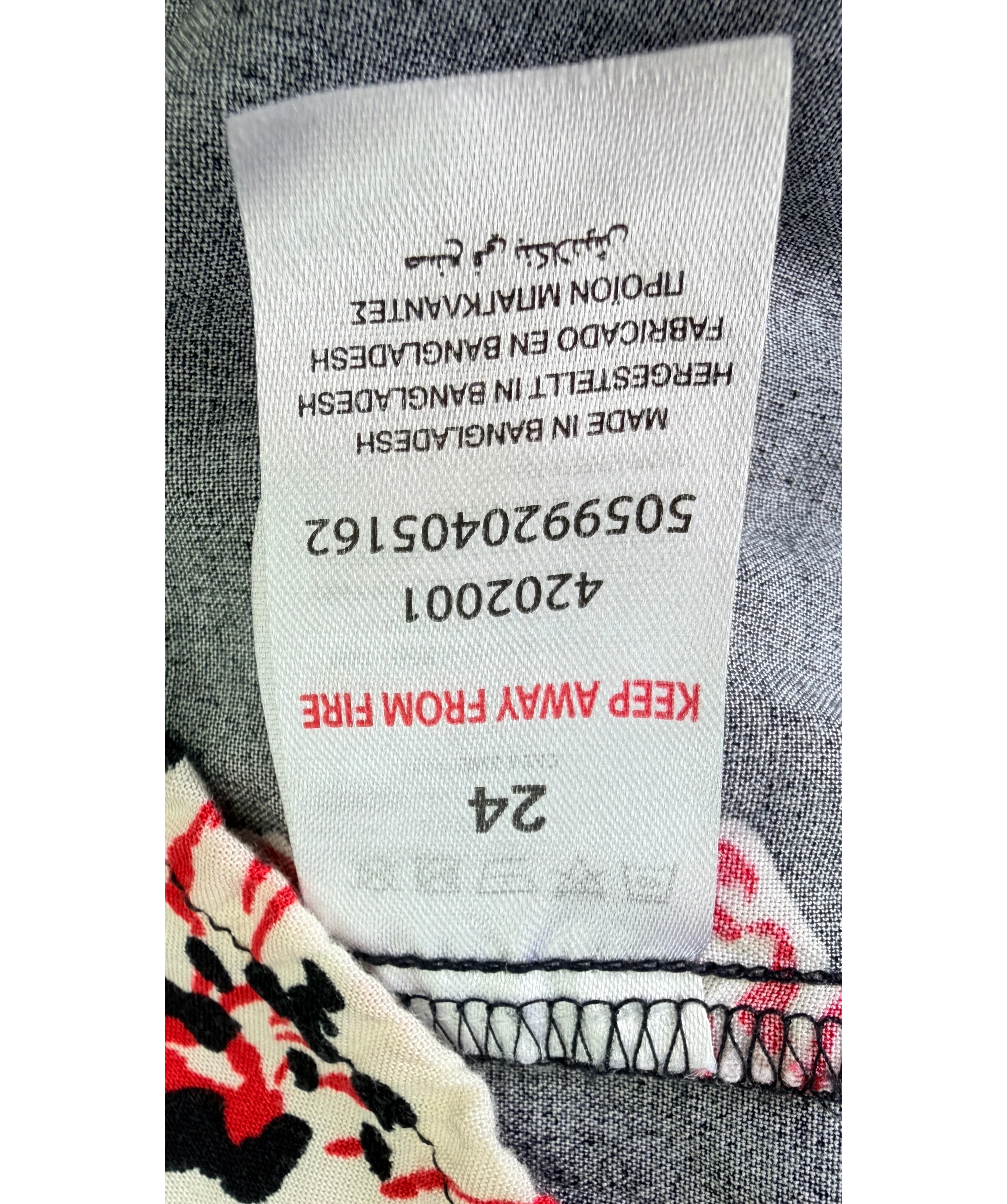 Peacocks Black Black and Red Floral Midi Dress, size UK 24 — label