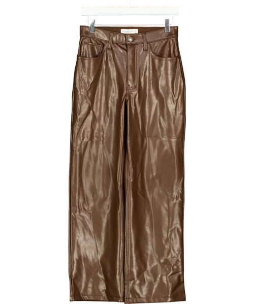 ABERCROMBIE & FITCH Abercrombie & Fitch The 90s Relaxed High Rise Faux Leather Jeans Brown W27 — Front