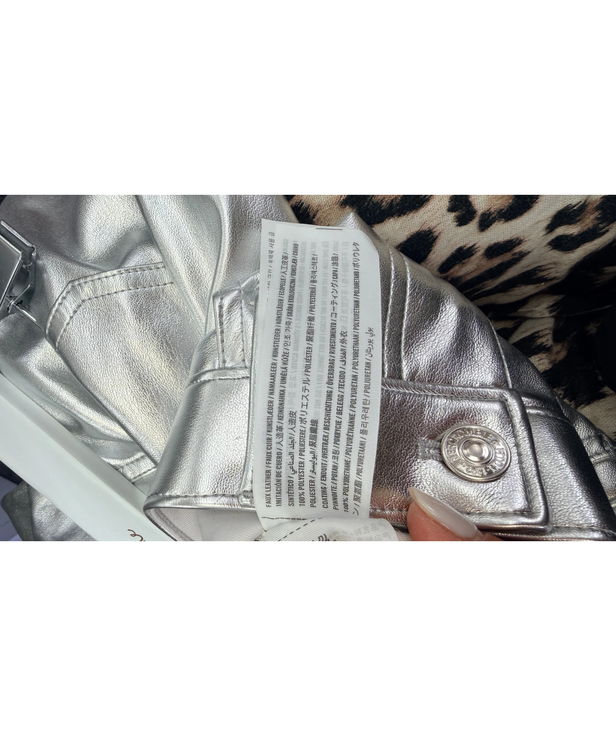 ABERCROMBIE & FITCH The '90s Relaxed High Rise Metallic Silver Faux Leather Jeans 27 Short UK 8