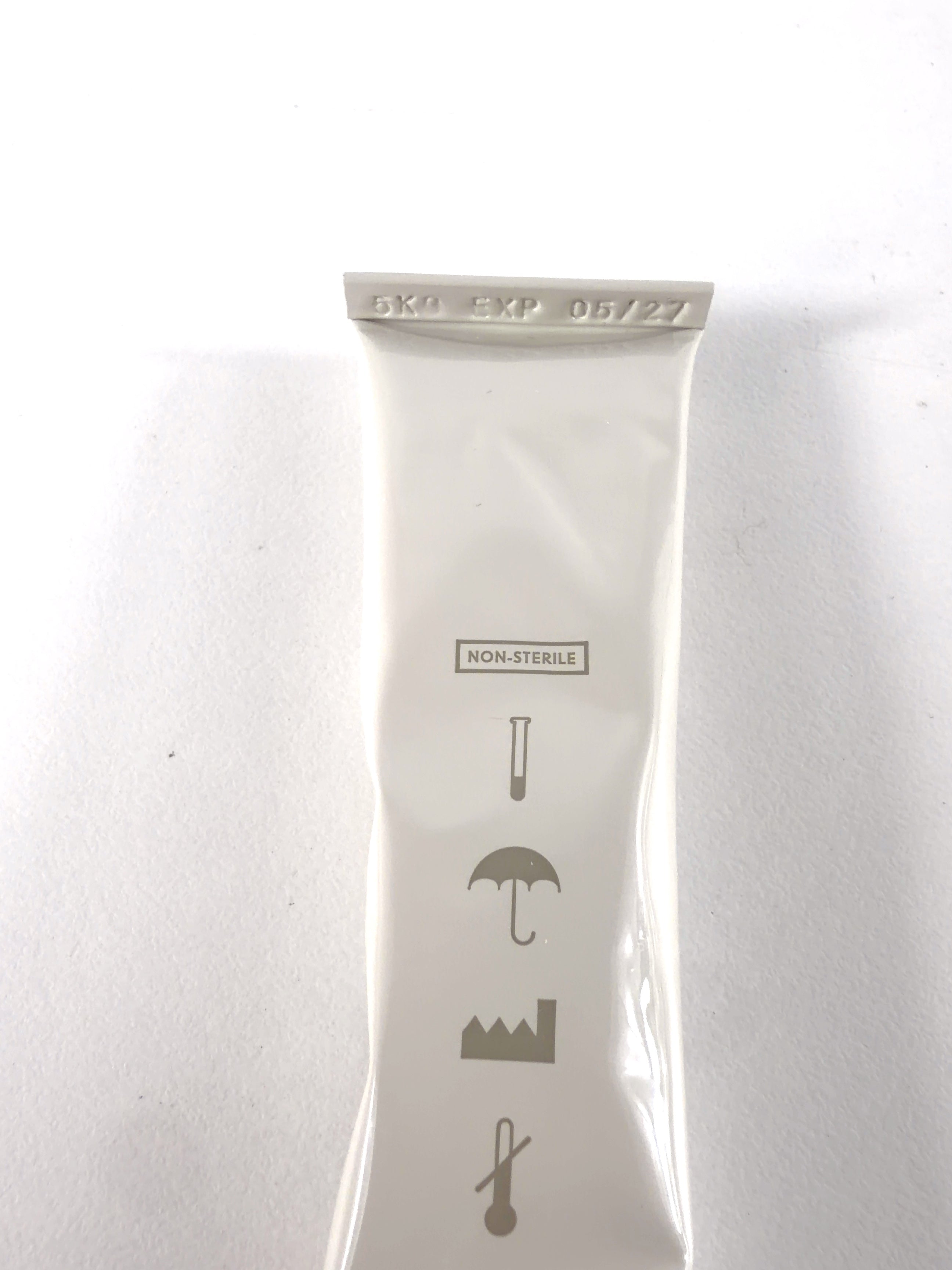 NIOD Sanskrit Saponins Facial Cleanser, size 15ml — detail