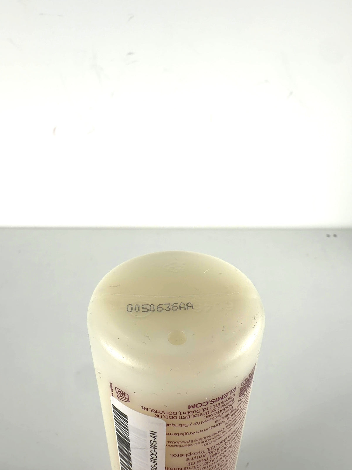 Elemis Black cherry Black Cherry Bath & Shower Milk, size 300ml — detail