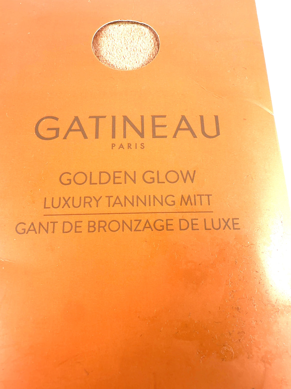gatineau Golden Glow Luxury Tanning Mitt — detail