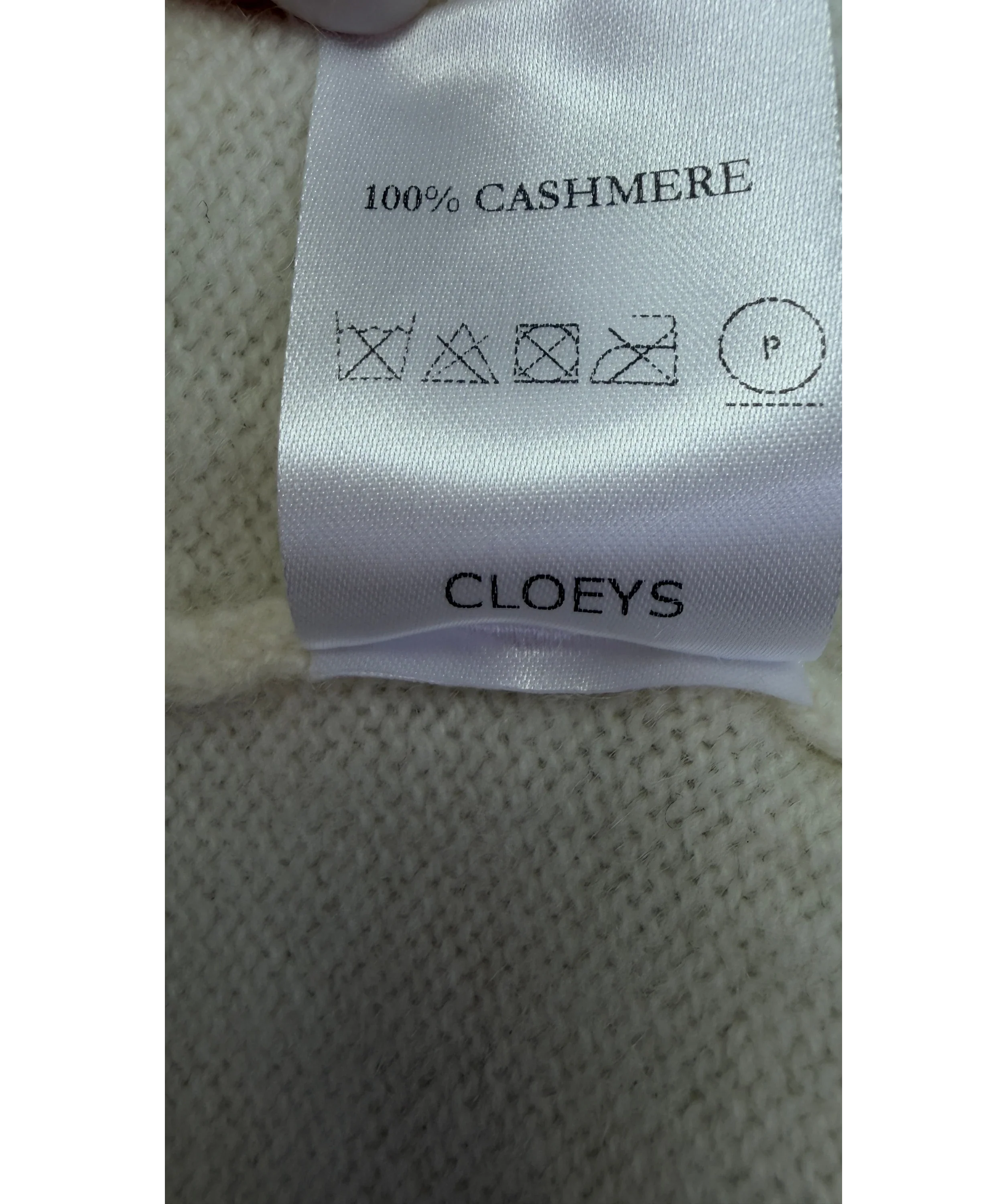 Cloeys Cream 100% Cashmere Sleeveless KNIT JUMPER, size UK S — label