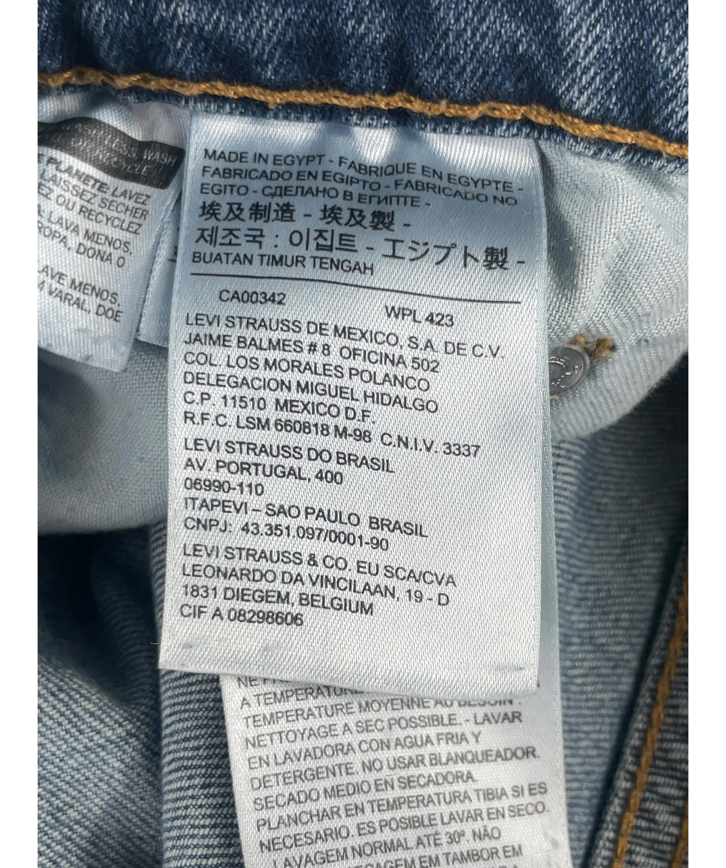 Levi Straduss & Co. Blue 514 Straight Fit Jeans Mid Wash W31 L30, size W31 — label