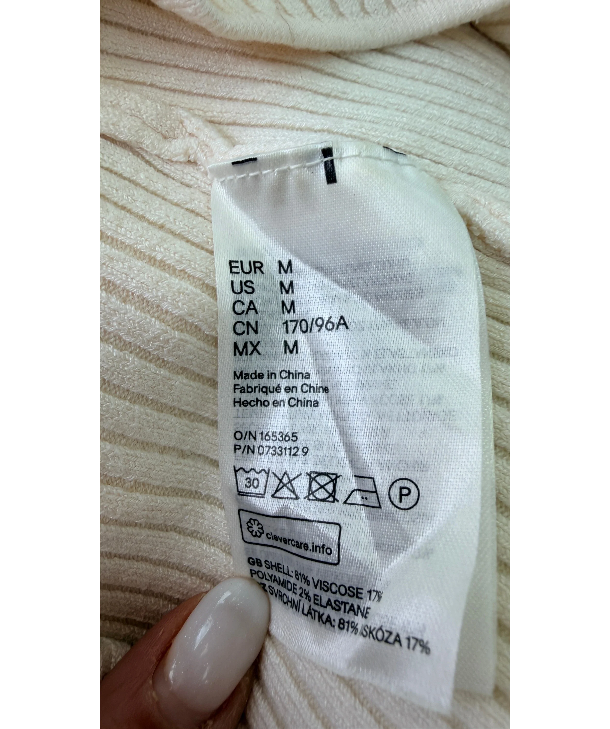 H&M Cream Rib-Knit Off-the-Shoulder Top, size UK M — label