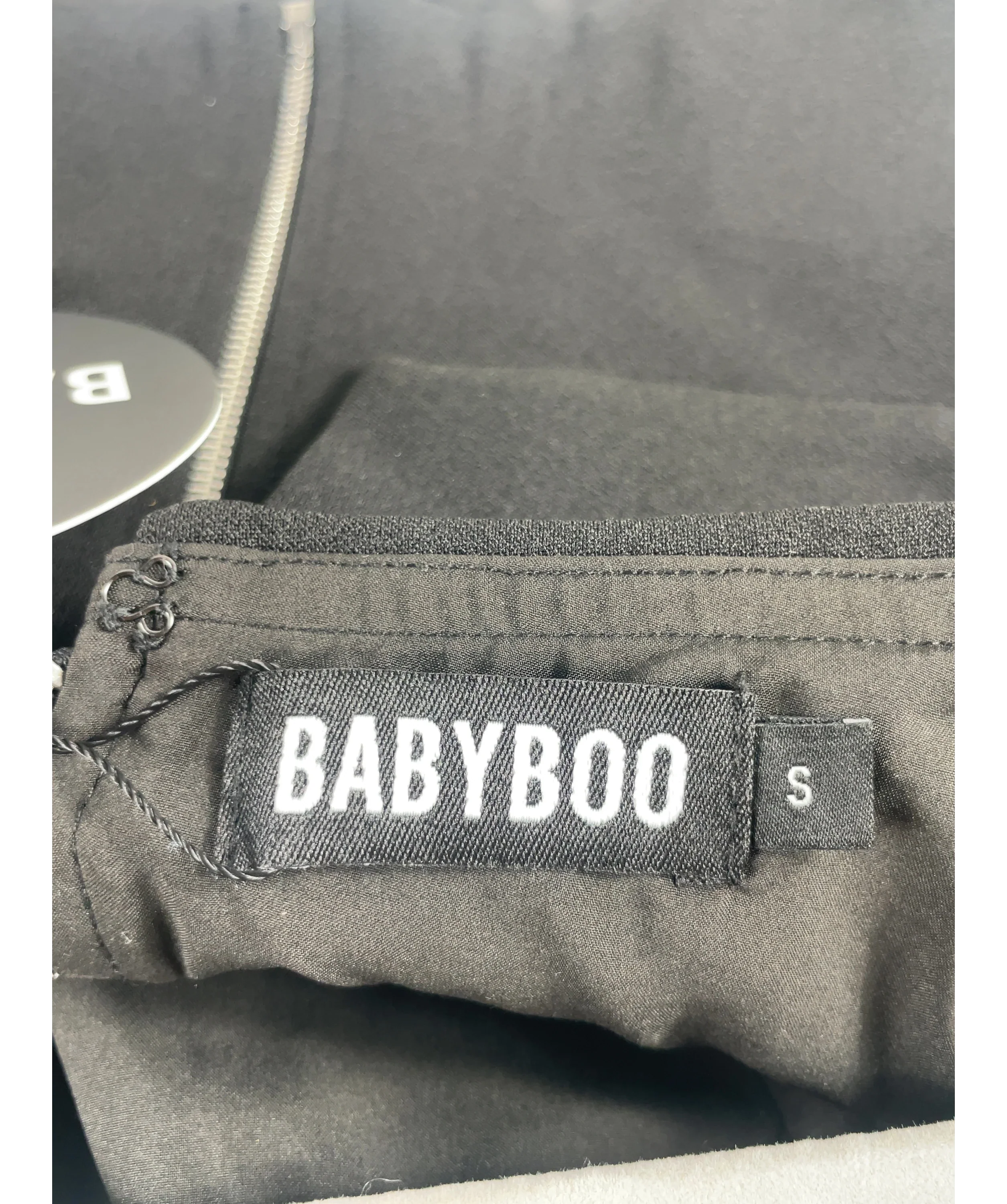 Babyboo Black Geneva Off-The-Shoulder Top Black, size UK S — detail