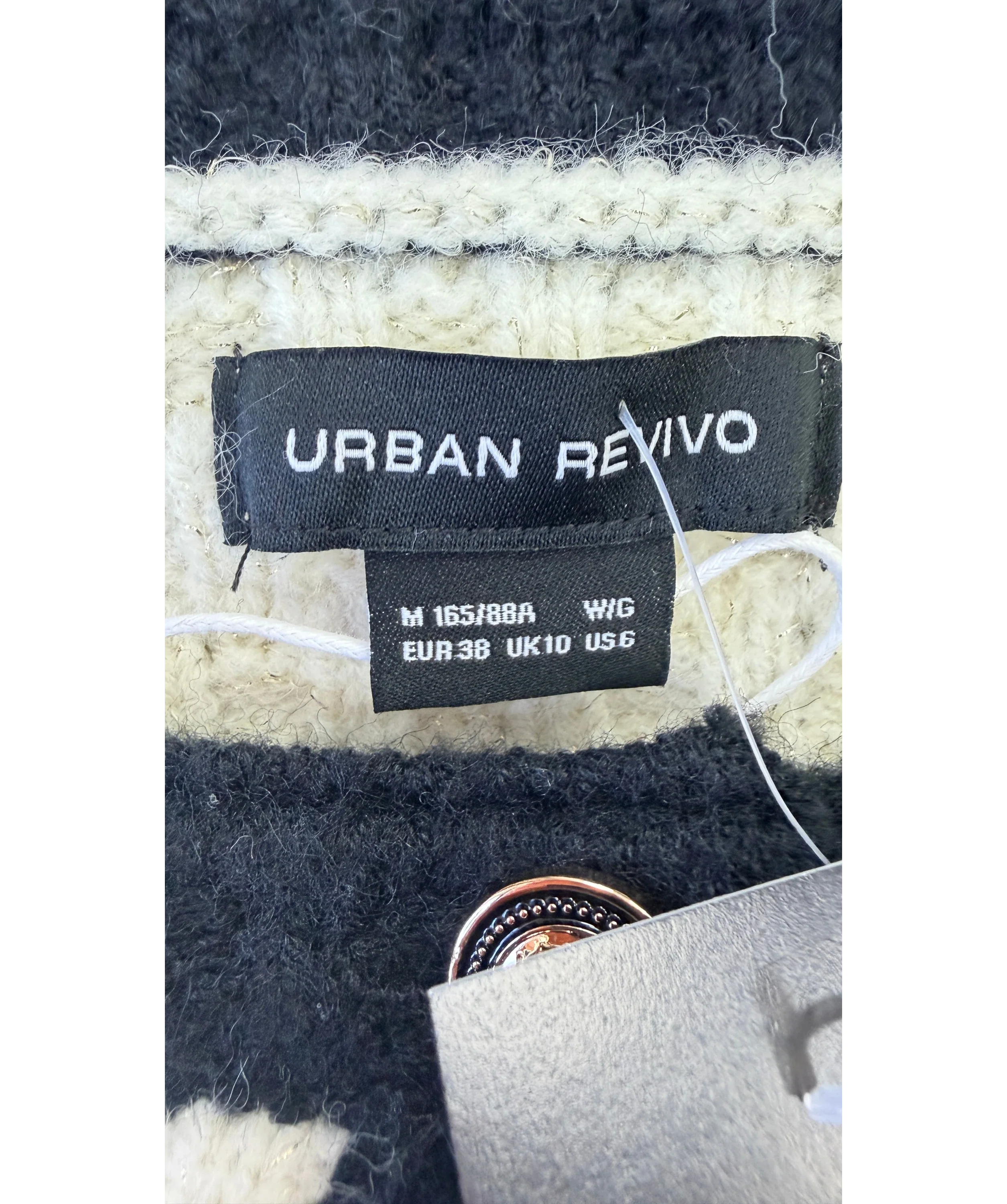 URBAN REVIVIO Cream CREAM  / Black Knit Shimmer Cardigan, size UK 10 — detail