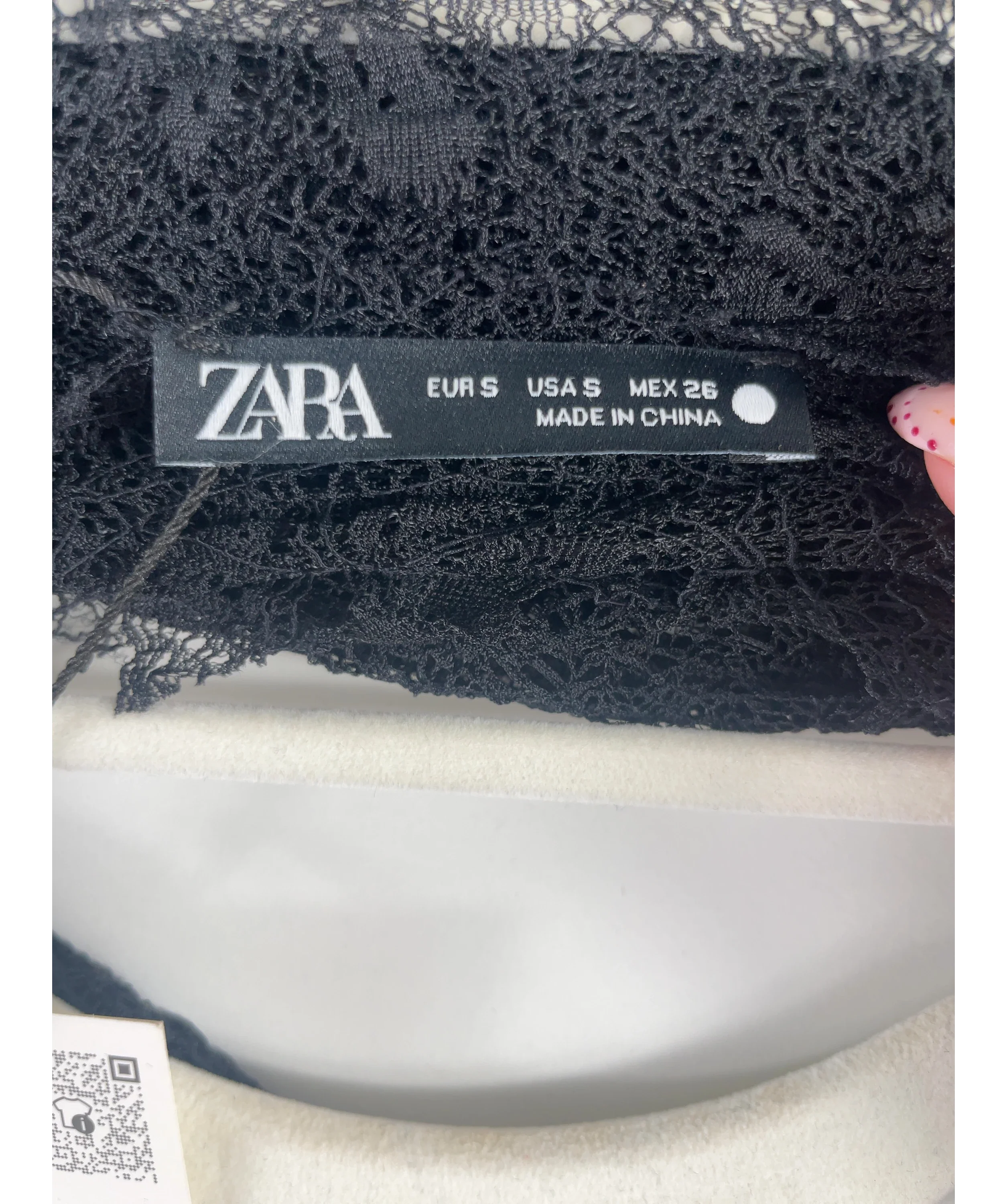 ZARA Black Semi-Sheer Lace Bodysuit Black, size UK S — detail