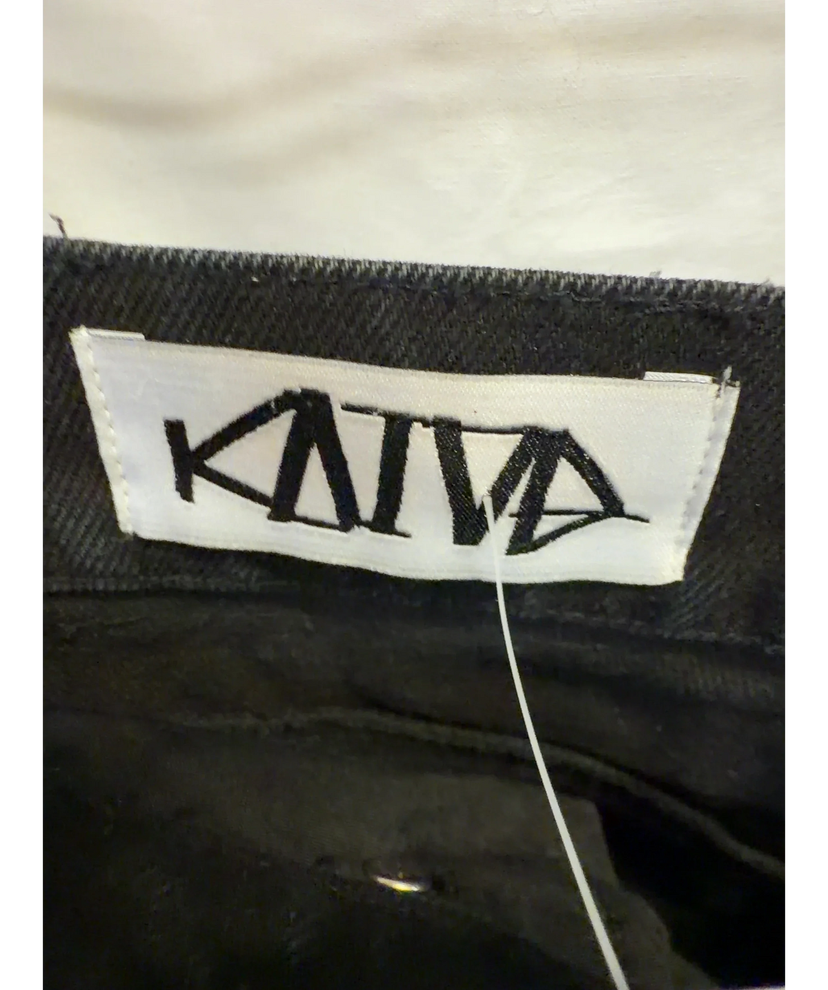 KAIVE Black Colour, size UK M/L — detail