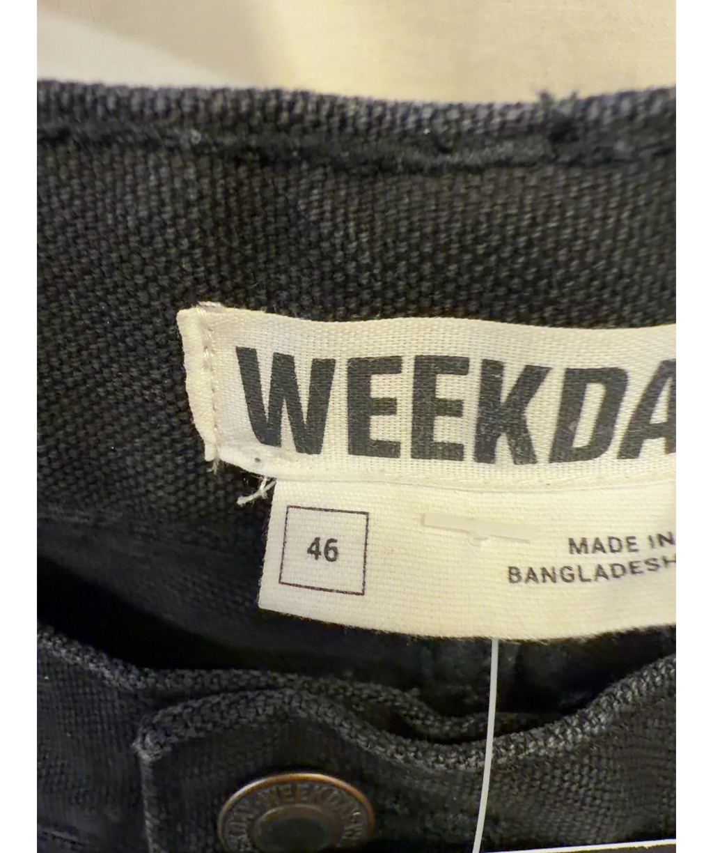 Weekday Black Colour, size W30 — care label