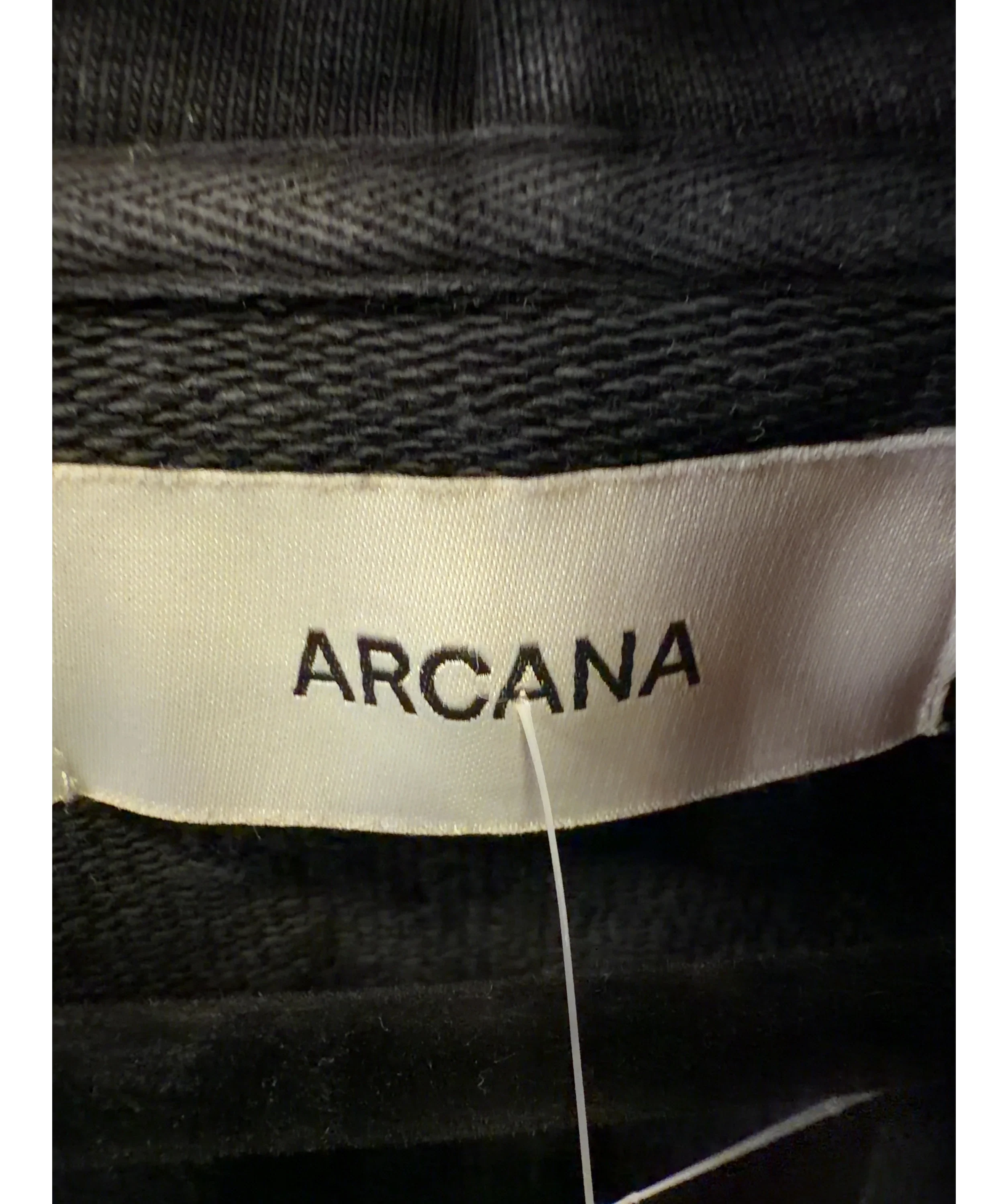 ARCANA Black Orbit Hoodie, size UK L — detail
