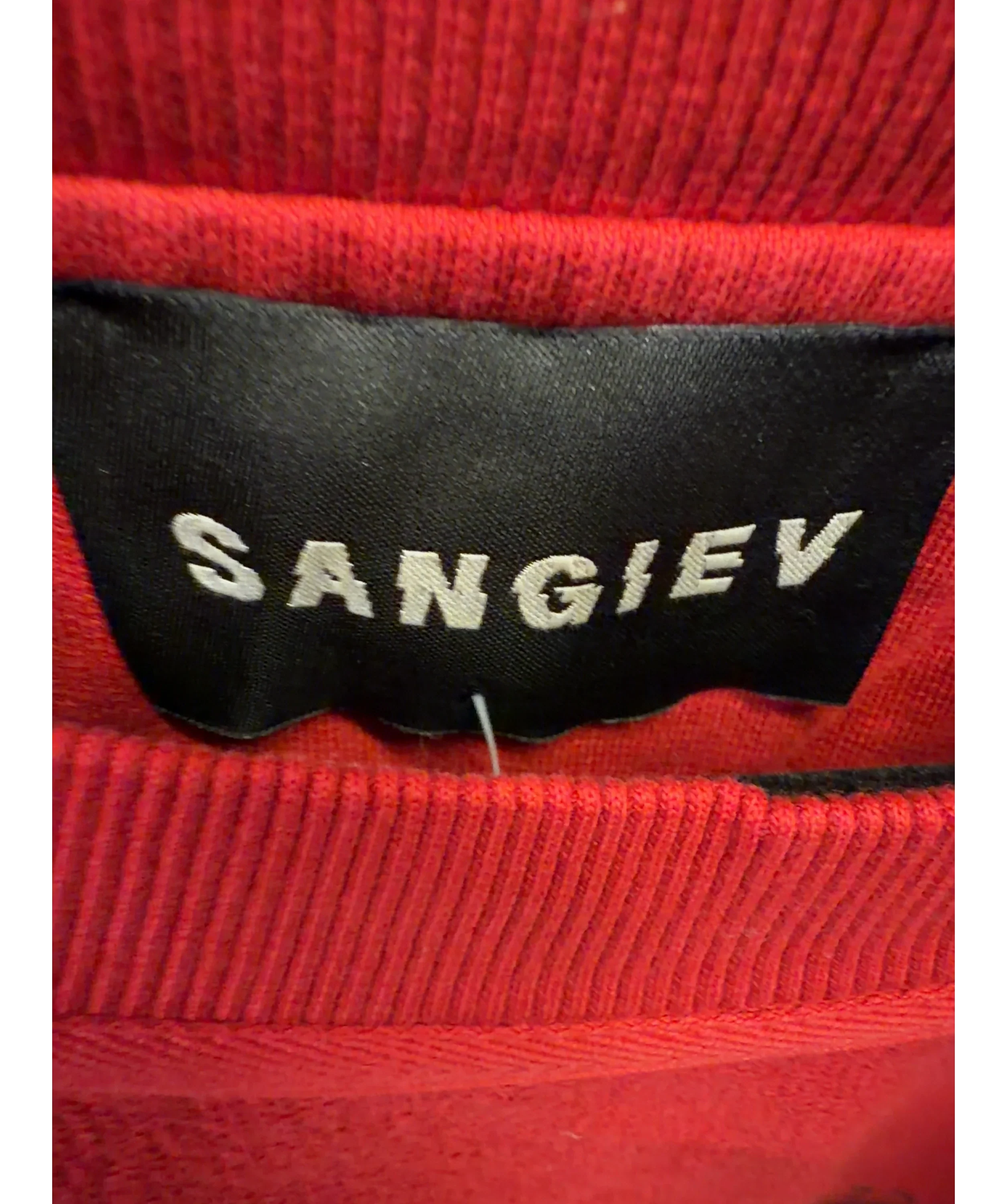 Sangiev Red Reversible Cropped Sweatshirt — label