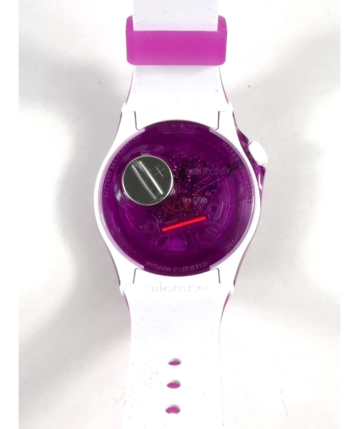 Swatch Purple Swatch Scubaqua Flower Hat Purple Fuchsia Quartz Watch SSCU09P100 — detail