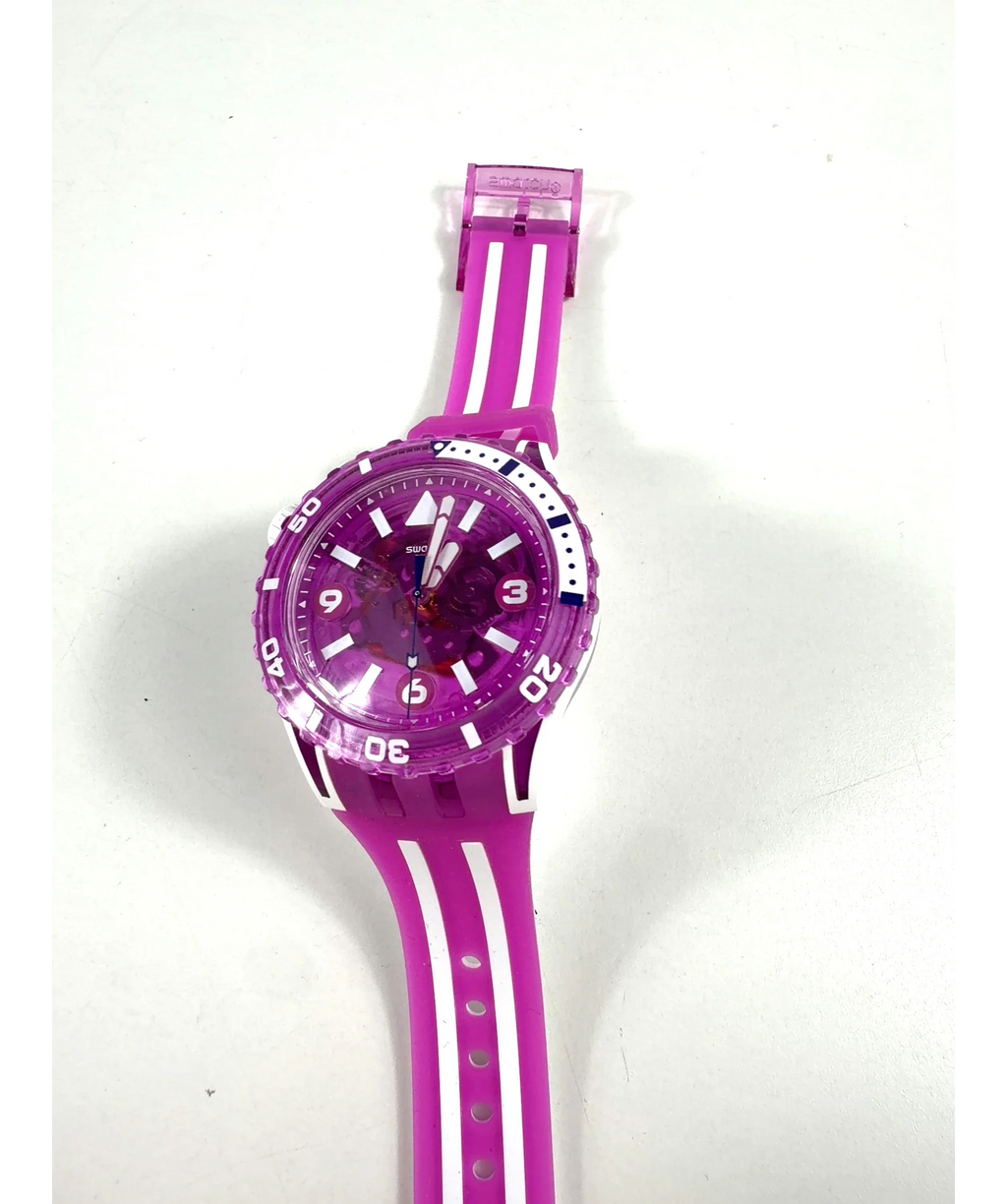 Swatch Purple Swatch Scubaqua Flower Hat Purple Fuchsia Quartz Watch SSCU09P100 — label