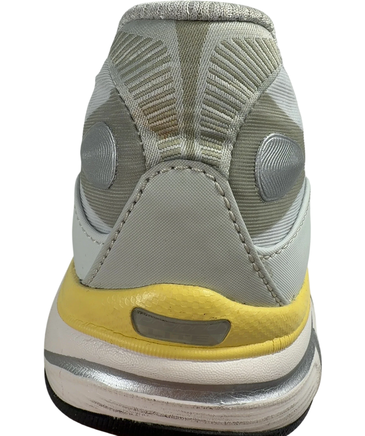 Saucony Grey Kinvara Og Running Trainers UK 8.5 EU 42.5 — Extra shot