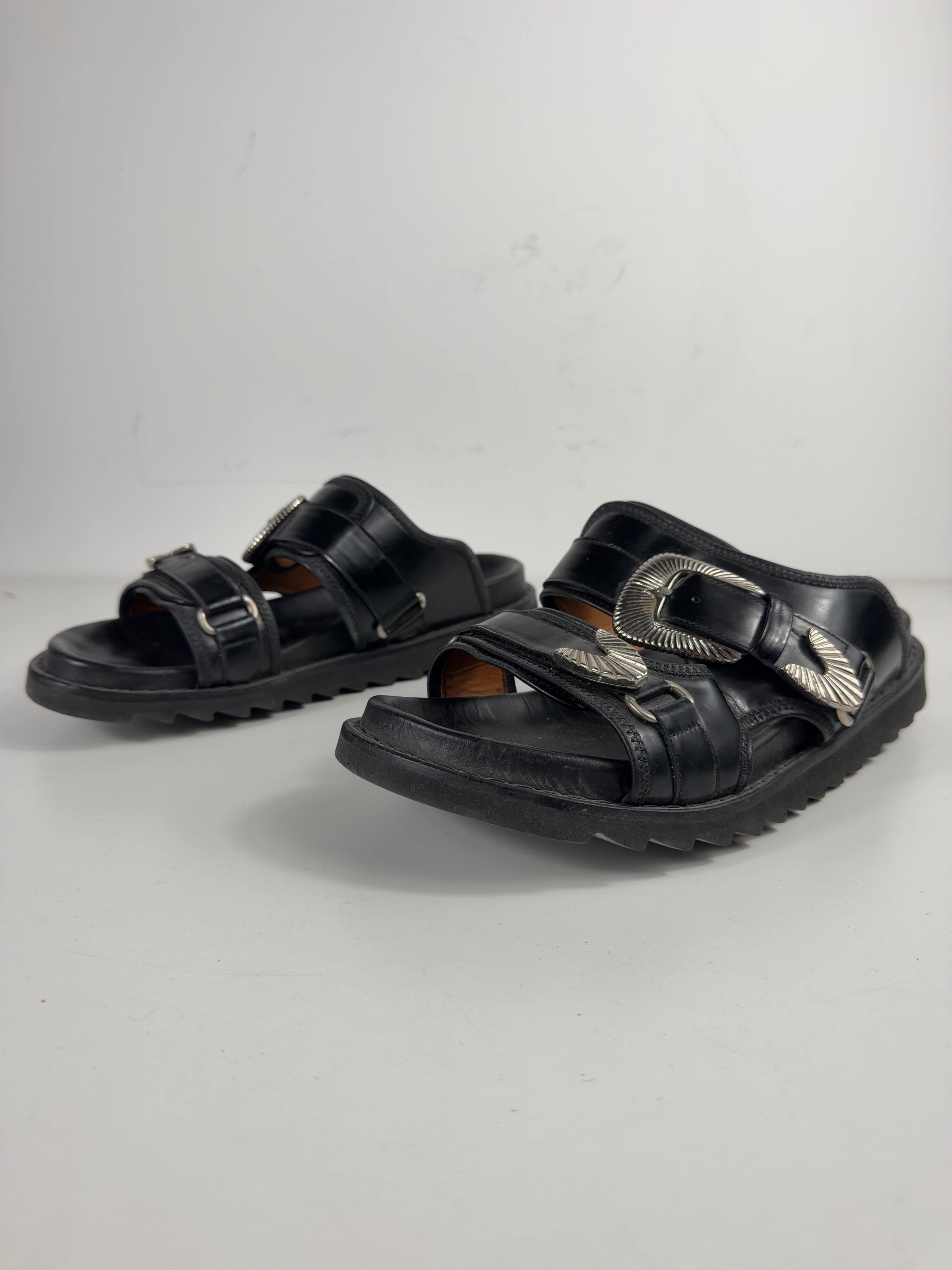 toga virilis Black Black Polished Sandals, size UK 9.5 EU 42.5 👠 — label