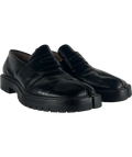 Maison Margiela Black Tabi Chunky Lug Sole Leather Loafers, size UK 9 EU 43 👞 — front