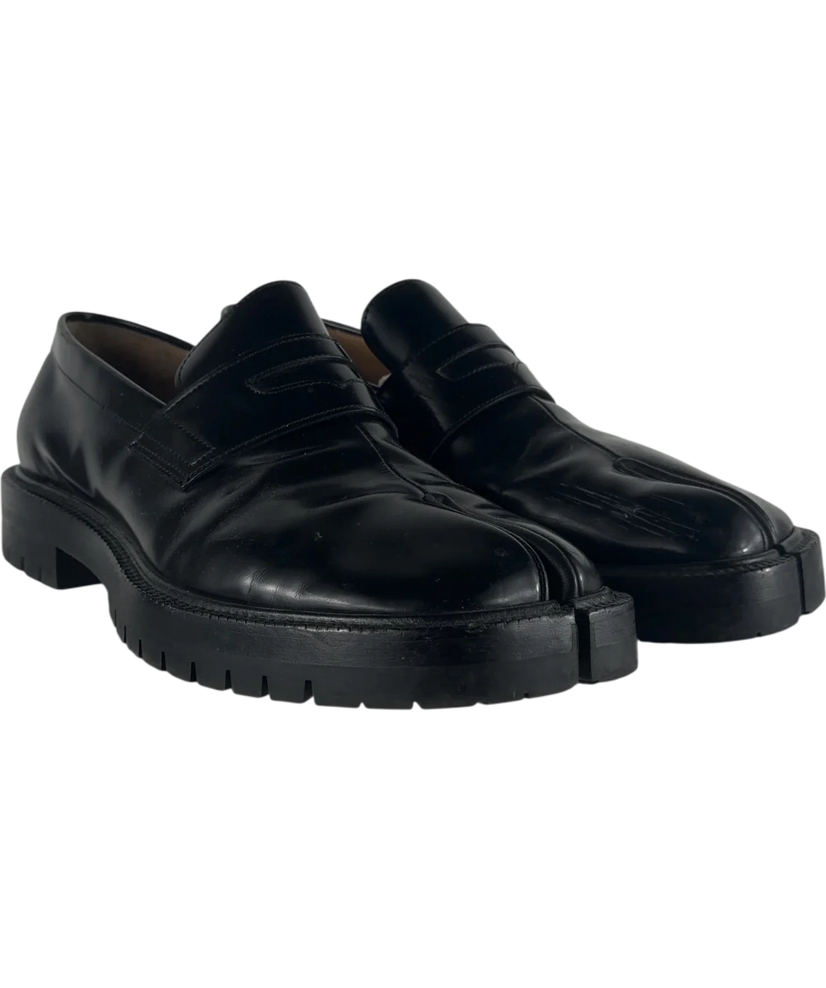 Maison Margiela Black Tabi Chunky Lug Sole Leather Loafers, size UK 9 EU 43 👞 — front