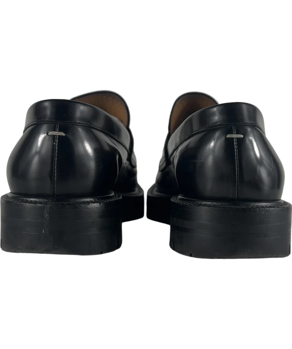 Maison Margiela Black Tabi Chunky Lug Sole Leather Loafers, size UK 9 EU 43 👞 — detail