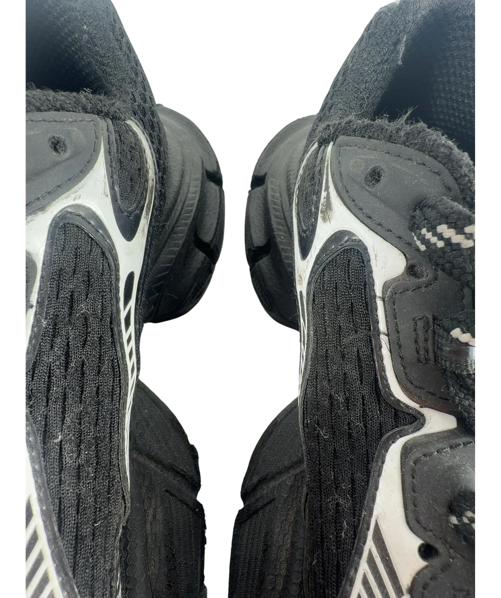 Balenciaga Black 3XL Mesh Panel Distressed Trainers Black White, size UK 7 EU 41 👞 — fabric detail