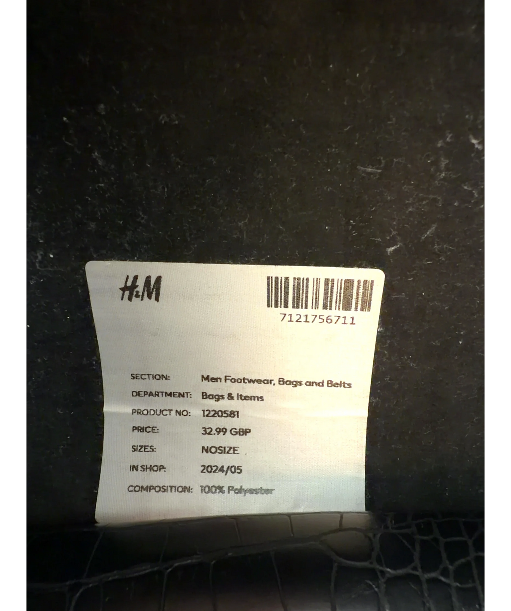 H&M Black Colour, size No Size — fabric detail